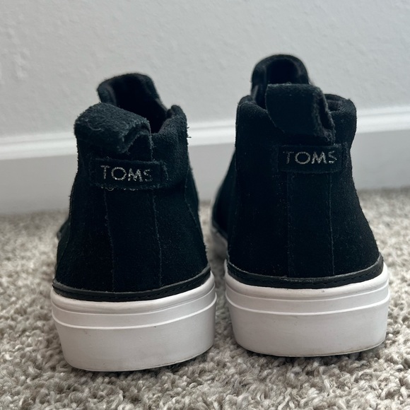 Toms Black Suede Slip-On Boots - Picture 3 of 6